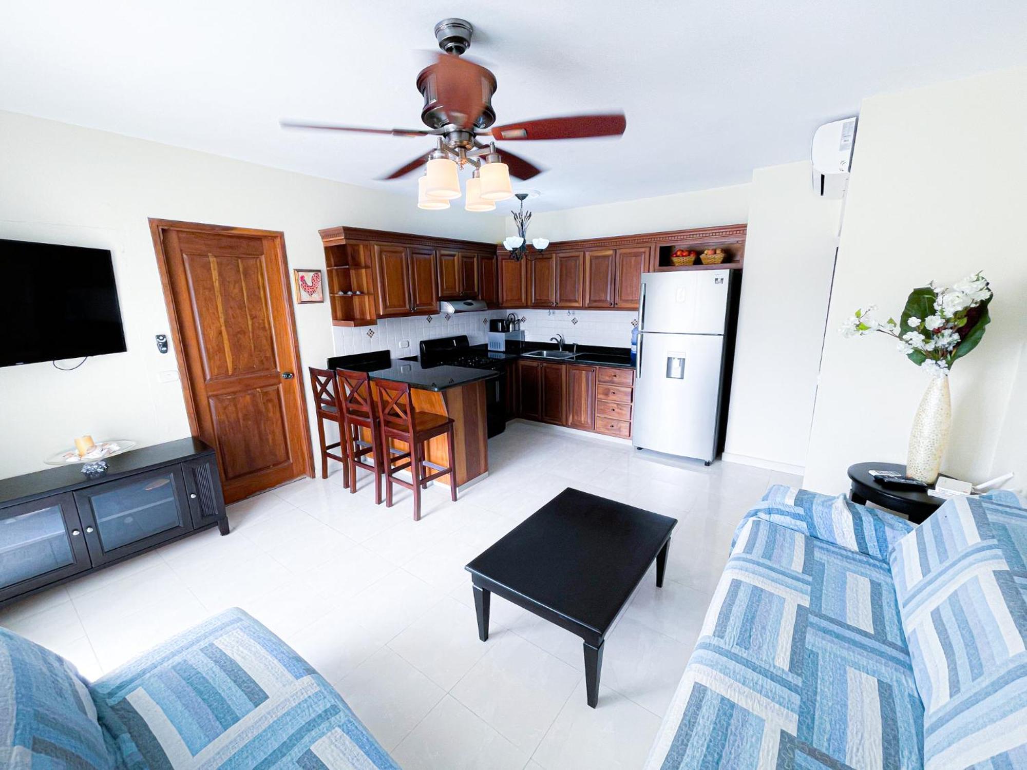 Caribbean Paradise Ocean Breeze Hotel With View Los Corales Bbq Wifi Beach Club & Spa Punta Cana Bagian luar foto