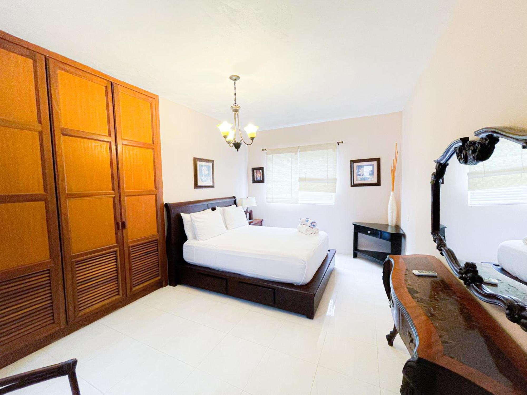 Caribbean Paradise Ocean Breeze Hotel With View Los Corales Bbq Wifi Beach Club & Spa Punta Cana Bagian luar foto