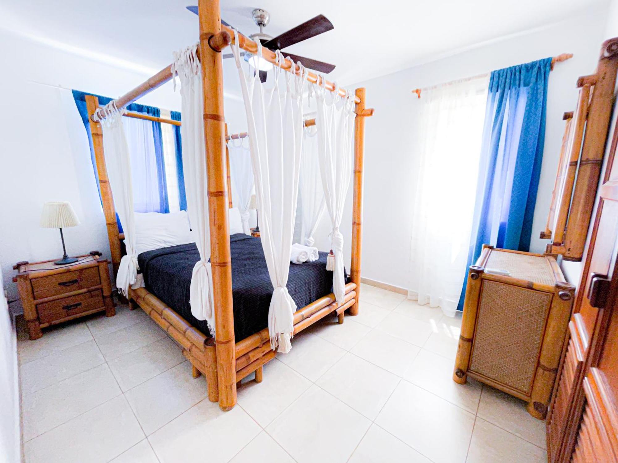 Caribbean Paradise Ocean Breeze Hotel With View Los Corales Bbq Wifi Beach Club & Spa Punta Cana Bagian luar foto