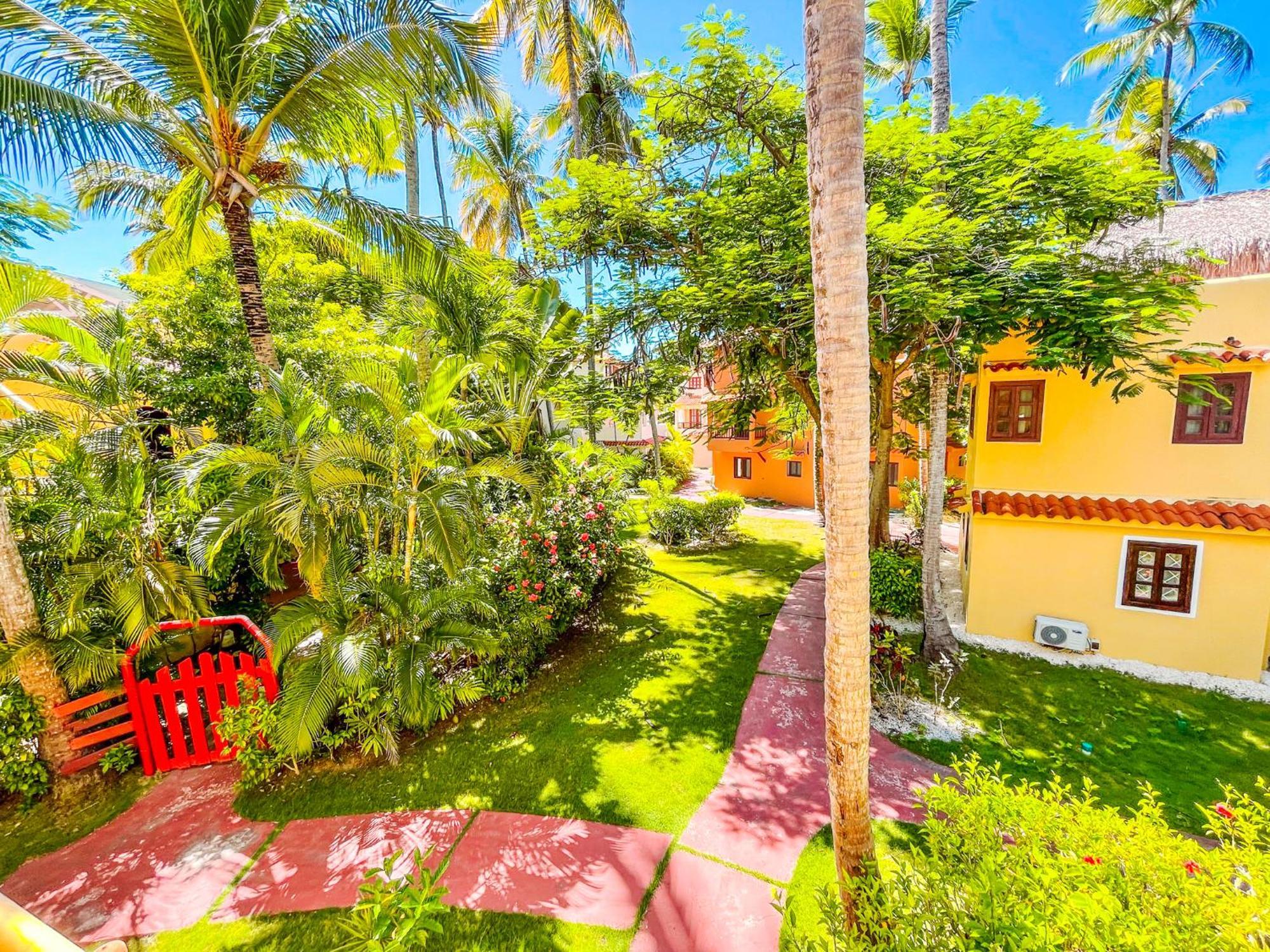 Caribbean Paradise Ocean Breeze Hotel With View Los Corales Bbq Wifi Beach Club & Spa Punta Cana Bagian luar foto